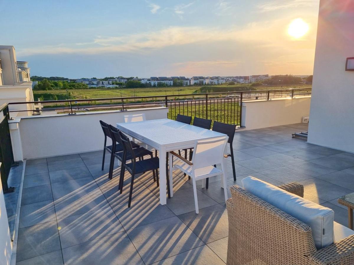 Belquis Apartment Chessy  Ngoại thất bức ảnh