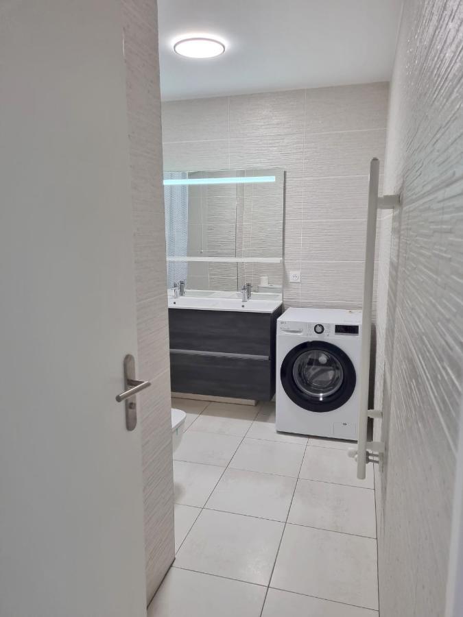 Belquis Apartment Chessy  Ngoại thất bức ảnh
