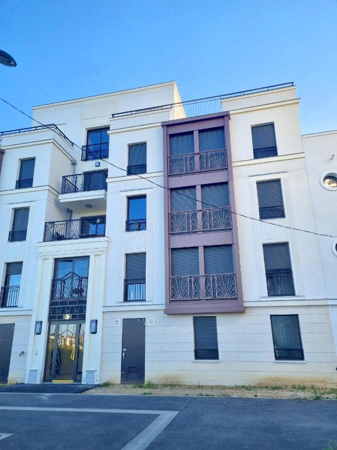 Belquis Apartment Chessy  Ngoại thất bức ảnh